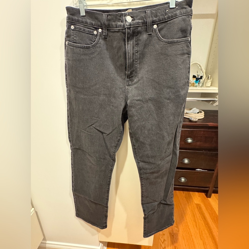 Madewell ’90s Straight Jean in Belmere Wash – Size 30
